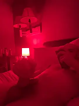 cloudyplay661 online show from February 2026 04:38:01 AM