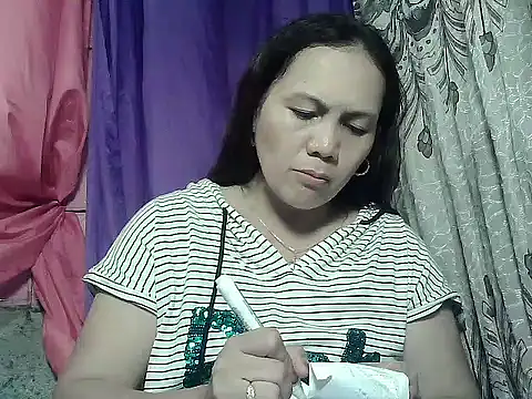 prettymomma24xx online show from May 2026 09:58:02 AM