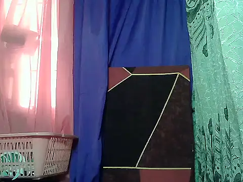 prettymomma24xx online show from May 2026 10:27:02 PM
