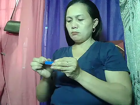 prettymomma24xx online show from June 2026 02:39:01 AM