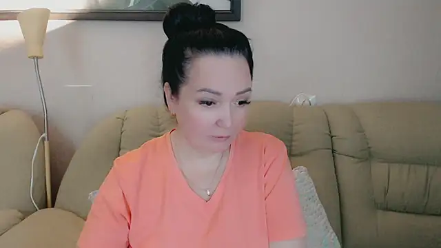 infinity loveliness online show from November 2025 07:52:02 AM