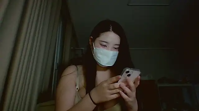 Snapshot of Ssun0612 chatting on February 2026 06:18:01 PM Ssun0612 online show from February 2026 06:18:01 PM