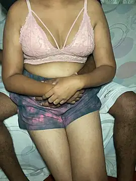 Snapshot of J-hens90 chatting on April 2026 06:04:02 PM J-hens90 online show from April 2026 06:04:02 PM