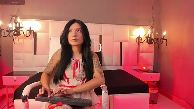 Snapshot of MAGIC_ISIS_ chatting on February 2026 06:00:02 AM MAGIC ISIS online show from February 2026 06:00:02 AM