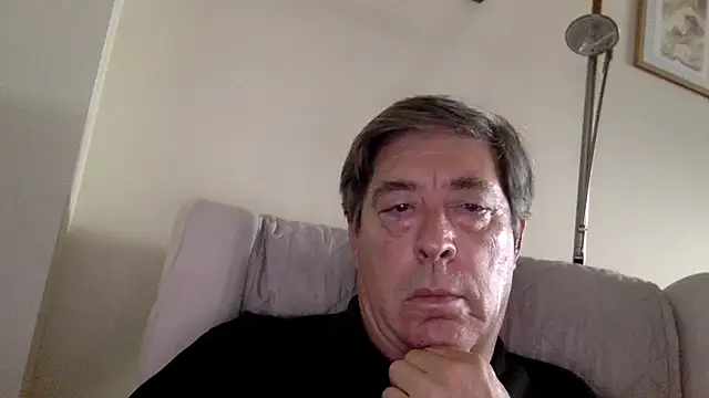 alfredo10011 online show from June 2026 02:29:02 PM
