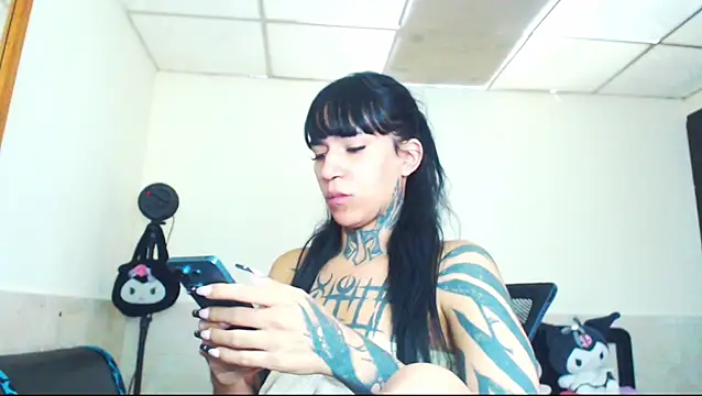jazmin wolf online show from May 2026 05:18:01 PM