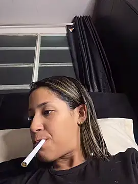 Snapshot of vicky_bass_ chatting on June 2026 03:31:02 AM vicky bass online show from June 2026 03:31:02 AM