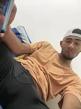 youngalexofficial online show from January 2026 05:35:01 AM