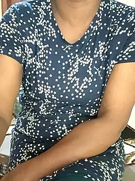 Snapshot of Meena_Meenakshi chatting on January 2026 11:08:01 PM Meena Meenakshi online show from January 2026 11:08:01 PM