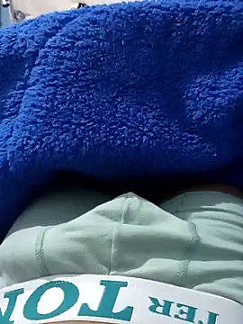 Snapshot of AmbientRha chatting on January 2026 01:09:02 AM AmbientRha online show from January 2026 01:09:02 AM