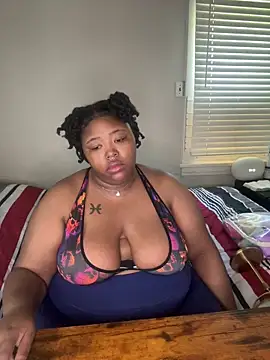 Chocolatebunnyxx96 online show from April 2026 03:14:02 PM