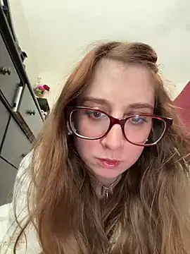 Elenore hoesevelt online show from May 2026 05:09:02 PM