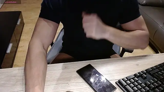 Snapshot of sensualman90 chatting on February 2026 09:00:02 PM sensualman90 online show from February 2026 09:00:02 PM