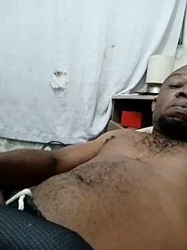 Snapshot of Negaomalinha1 chatting on February 2026 11:06:01 PM Negaomalinha1 online show from February 2026 11:06:01 PM