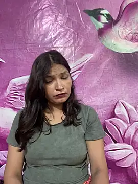 Priyaa 1433 online show from August 2026 07:24:02 PM