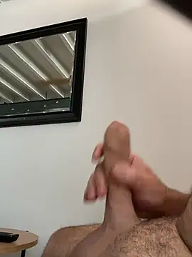 gilou51x online show from July 2026 10:54:02 AM