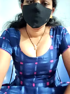 Snapshot of lusy79 chatting on February 2026 05:35:01 AM lusy79 online show from February 2026 05:35:01 AM