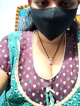 Snapshot of lusy79 chatting on February 2026 05:23:02 AM lusy79 online show from February 2026 05:23:02 AM