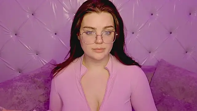 Snapshot of MilkyPop_ chatting on February 2026 09:05:01 AM MilkyPop online show from February 2026 09:05:01 AM