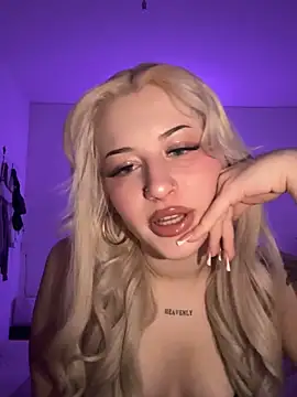 Snapshot of samybabe chatting on February 2026 12:26:01 PM samybabe online show from February 2026 12:26:01 PM