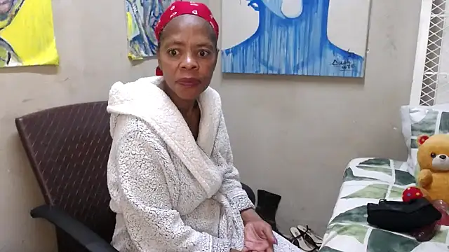 Longniplzerx40 online show from February 2026 06:37:02 PM