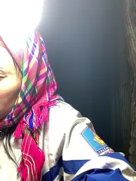 Snapshot of hinicky-0 chatting on February 2026 07:40:01 AM hinicky-0 online show from February 2026 07:40:01 AM