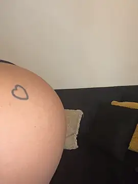 Kaly vibes online show from February 2026 09:38:02 PM