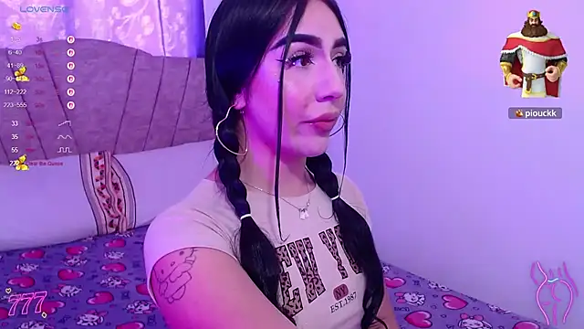 Snapshot of SweetLiamn chatting on February 2026 08:29:01 PM SweetLiamn online show from February 2026 08:29:01 PM