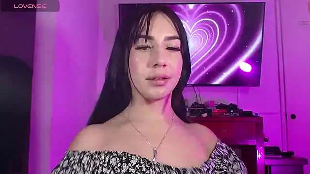 SweetLiamn online show from May 2026 11:43:01 PM