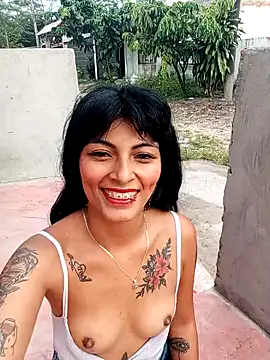 Snapshot of andrea_rose69 chatting on February 2026 11:53:01 AM andrea rose69 online show from February 2026 11:53:01 AM