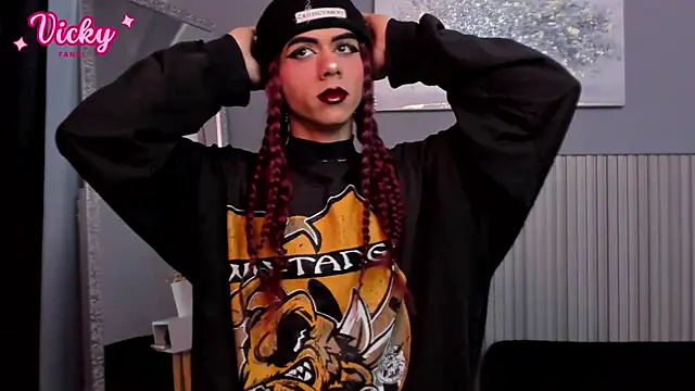 Snapshot of vicky_fant4sy chatting on February 2026 01:54:02 PM vicky fant4sy online show from February 2026 01:54:02 PM