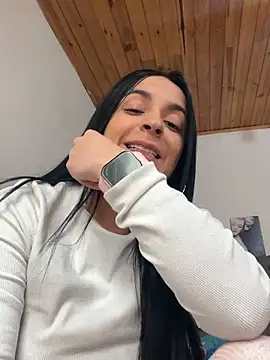 Snapshot of London_fox chatting on February 2026 03:38:01 PM London fox online show from February 2026 03:38:01 PM