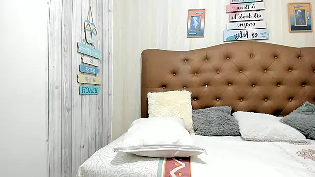 Snapshot of Kloe_D chatting on February 2026 09:12:02 PM Kloe D online show from February 2026 09:12:02 PM