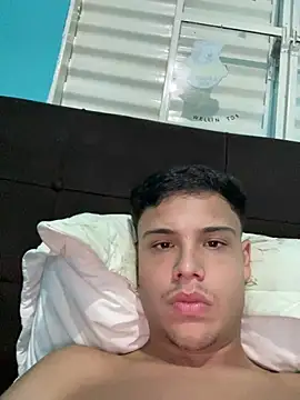 Snapshot of Wellington00_ chatting on February 2026 01:21:01 AM Wellington00 online show from February 2026 01:21:01 AM