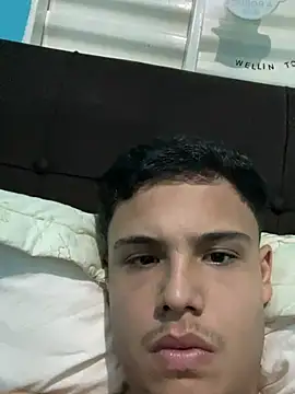 Snapshot of Wellington00_ chatting on February 2026 01:23:02 AM Wellington00 online show from February 2026 01:23:02 AM