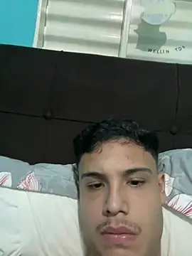 Snapshot of Wellington00_ chatting on February 2026 12:43:02 AM Wellington00 online show from February 2026 12:43:02 AM