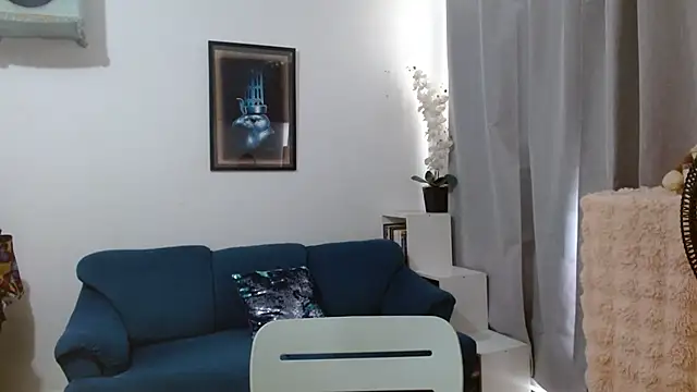 Almaglow  online show from May 2026 06:14:02 PM