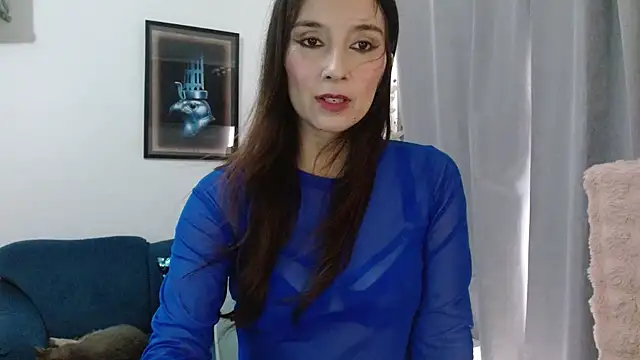 Almaglow  online show from May 2026 05:21:02 PM