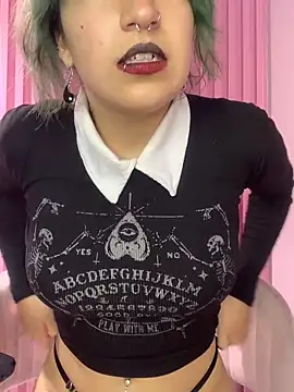 Snapshot of SweetMilly chatting on February 2026 02:54:01 AM SweetMilly online show from February 2026 02:54:01 AM