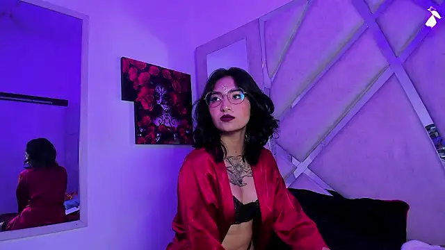 Snapshot of velvet_mystic chatting on January 2026 03:09:01 AM velvet mystic online show from January 2026 03:09:01 AM