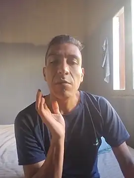 Snapshot of Rodrigohernan19 chatting on April 2026 06:45:02 PM Rodrigohernan19 online show from April 2026 06:45:02 PM