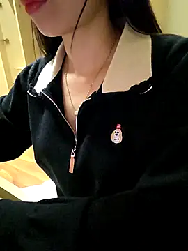 Snapshot of moon_baby99 chatting on February 2026 04:16:02 AM moon baby99 online show from February 2026 04:16:02 AM