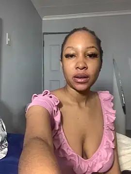 Snapshot of Creamy_bitchxxx chatting on May 2026 08:16:02 PM Creamy bitchxxx online show from May 2026 08:16:02 PM