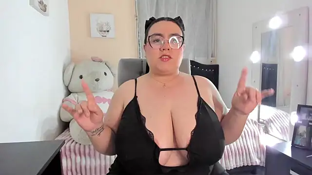 KarlaLannee online show from May 2026 02:52:02 AM
