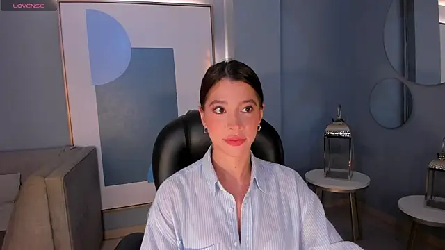 GiannaWatson online show from June 2026 08:08:01 PM