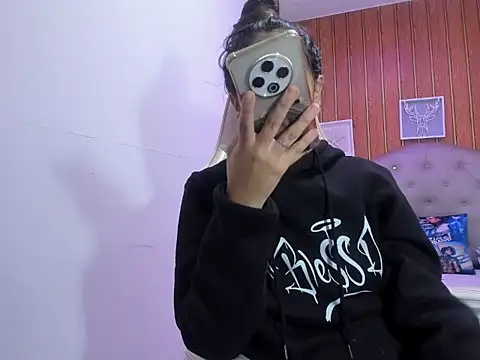 Snapshot of chiquita_lover_ chatting on February 2026 06:57:02 PM chiquita lover online show from February 2026 06:57:02 PM