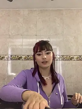 Ela James  online show from May 2026 06:13:01 PM