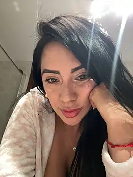 Snapshot of nataliia_queen_ chatting on February 2026 02:04:01 AM nataliia queen online show from February 2026 02:04:01 AM