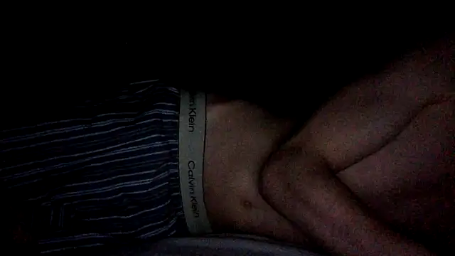 Snapshot of arthuurtwinklxb chatting on April 2026 12:04:01 AM arthuurtwinklxb online show from April 2026 12:04:01 AM