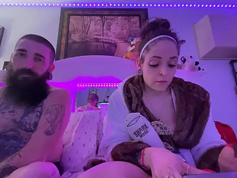 aria lee1987 online show from February 2026 04:08:01 AM